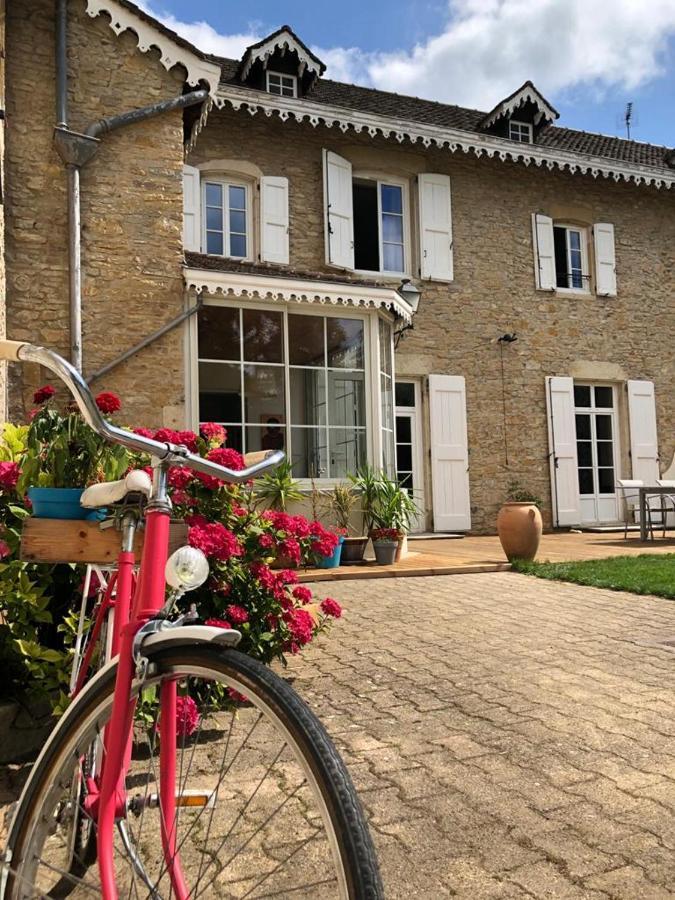 Le Clos Ayanna Crémieu Exterior photo
